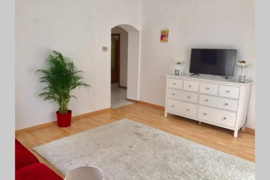 Glow G Apartment Болзано Екстериор снимка