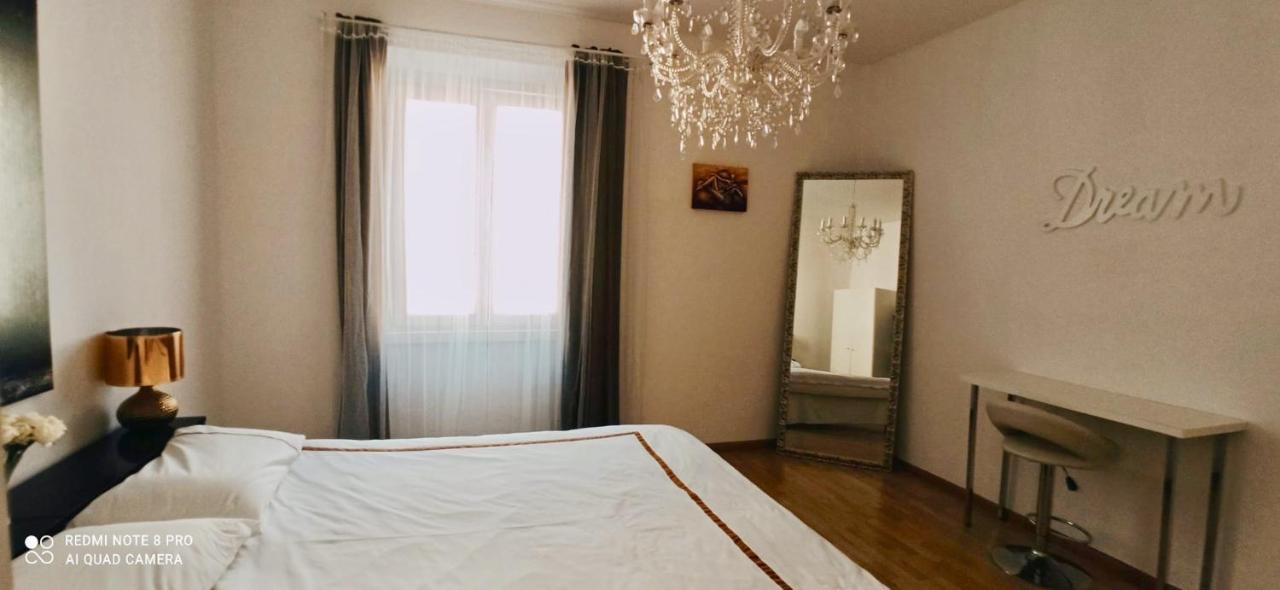 Glow G Apartment Болзано Екстериор снимка