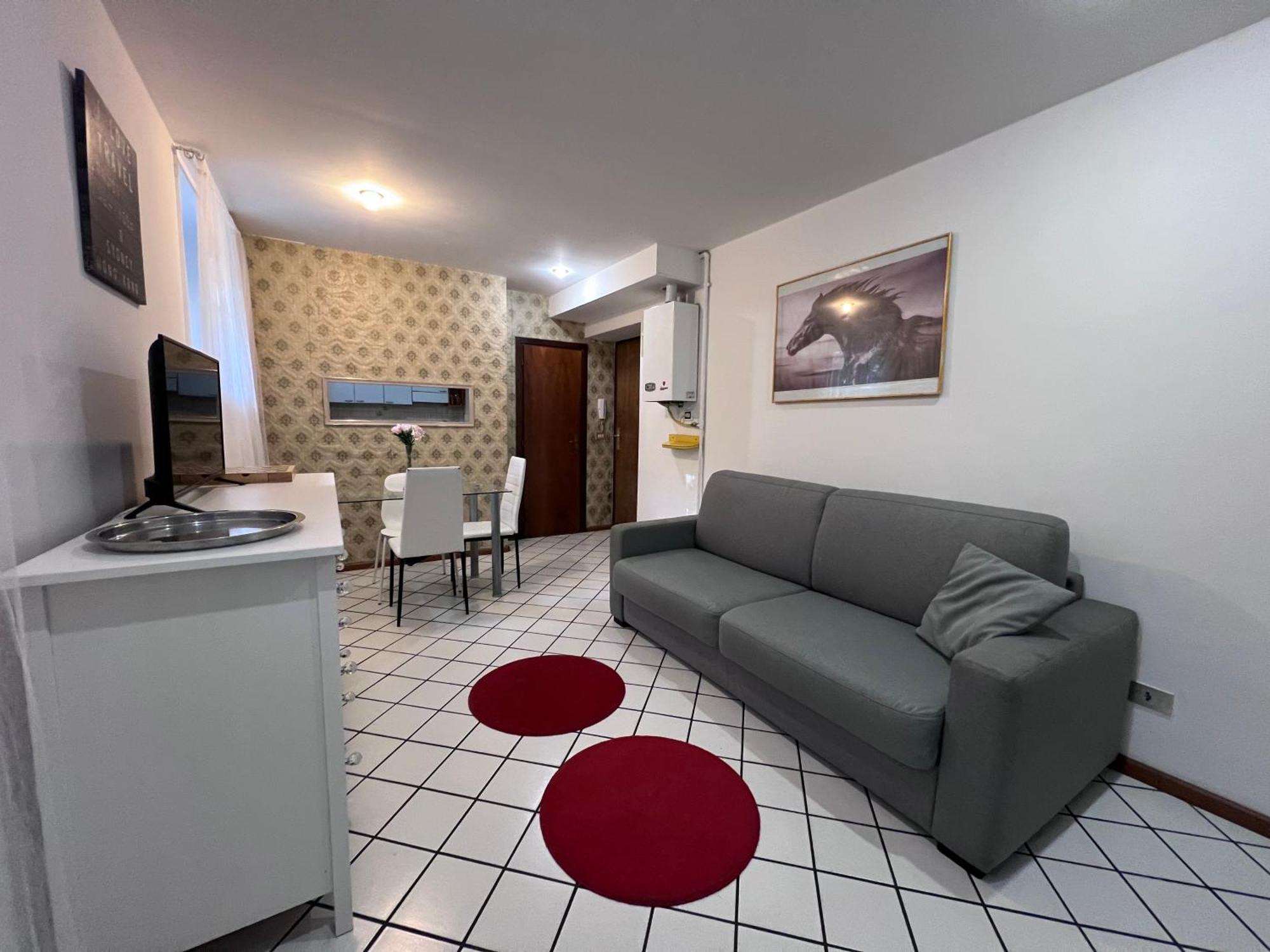 Glow G Apartment Болзано Екстериор снимка